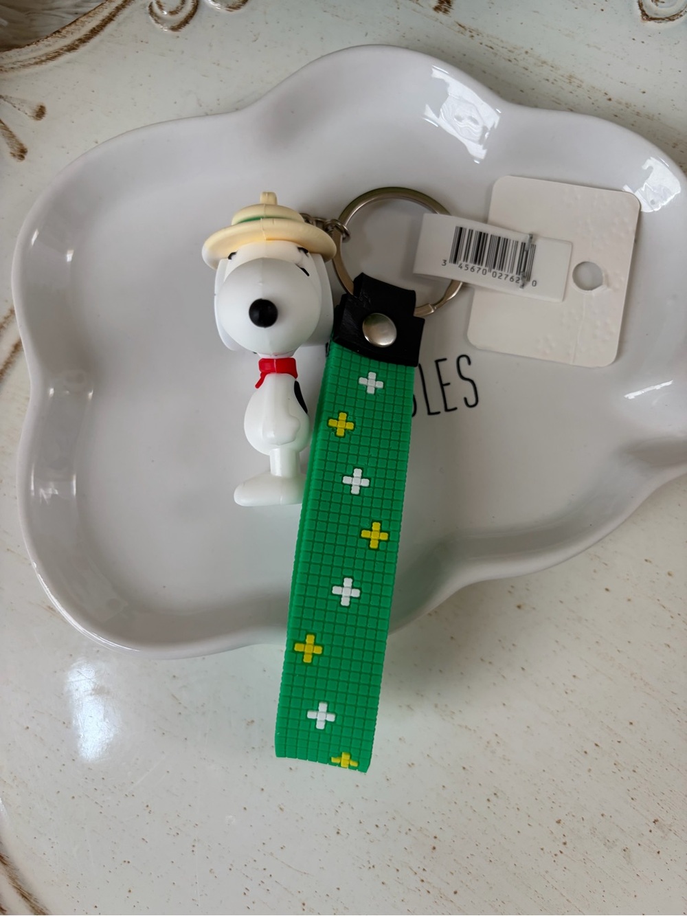Snoopy Hat Keychain with Green Strap - Picture 4 of 5
